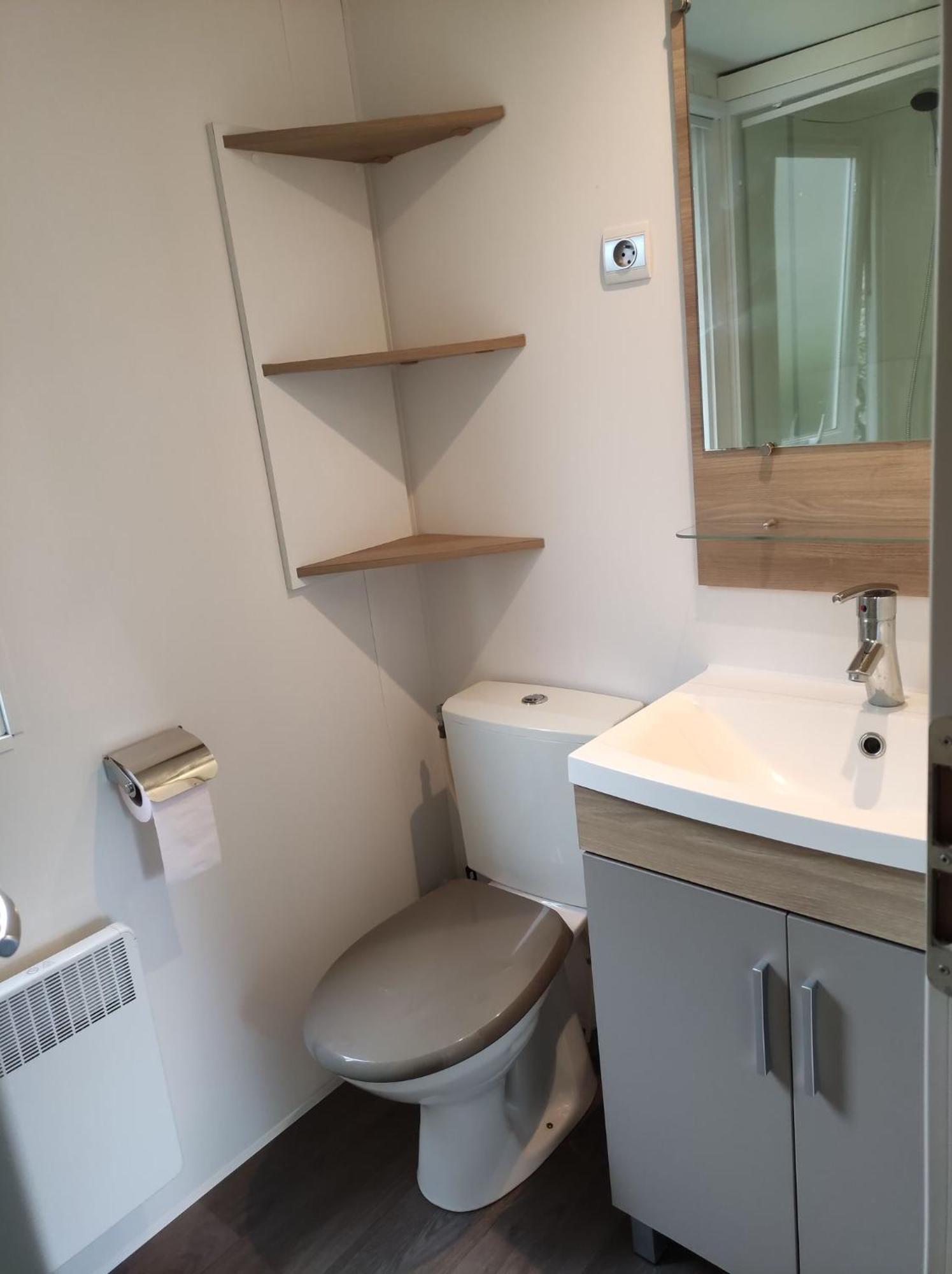 Mobil-Home 6/8 Personnes Au Domaine De Kerlann, 阿旺桥 外观 照片